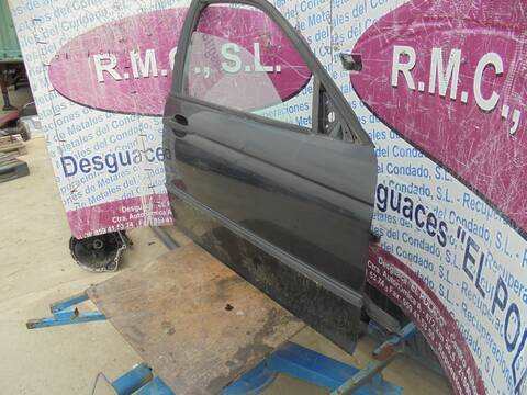 Foto 4ª: Puerta Delantera Derecha Bmw Serie 3 315 320D 136CV 100KW [20-4D-1 D] (2001)