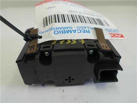 Foto 2ª: Mando Multifuncion Ford Transit 1.6 FURGON 200 L1 AMBIENTE 75CV 55KW [UBGA] (2015)