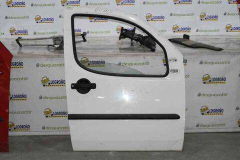 Puerta Delantera Derecha Fiat Doblo 1.9 JTD SX FURG. PANORAMA 105CV 77KW 223A6000
