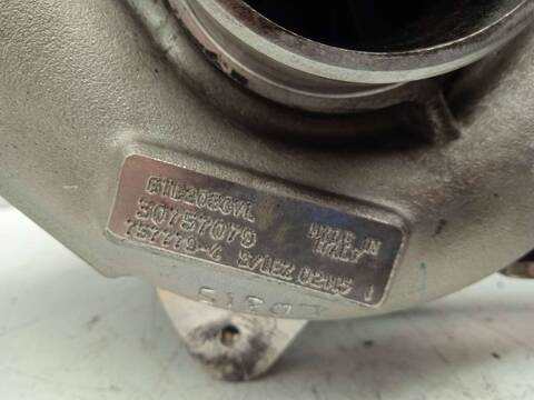 Foto 2ª: Turbocompresor Volvo S60 D5 MOMENTUM 136KW) 2004 ) BERLINA 185CV [D5244T4] (2005)