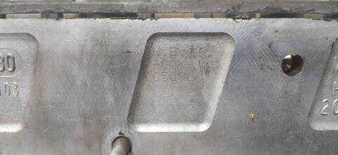 Foto 2ª: Culata Volkswagen Golf 1.6 TDI DPF 105CV 77KW (2008)