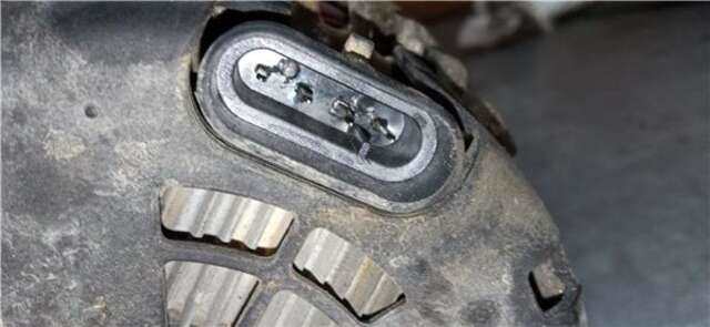 Foto 3ª: Alternador Ssangyong Actyon 2.0 200 XDI [2.0 LTR. - 104 KW TD CAT] [D20DT]