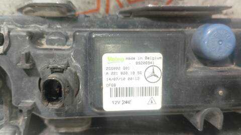 Foto 3ª: Faro Antiniebla Delantero Derecho Mercedes Clase C 160 C 200 CDI BLUEEFFICIENCY 204.001) 136CV 100KW [OM651913] (2014)