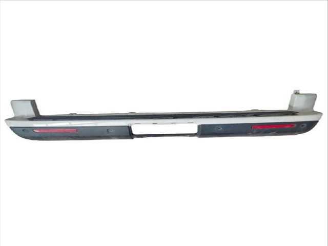 Paragolpes Trasero Land Rover Discovery 3.0 TD 4X4
