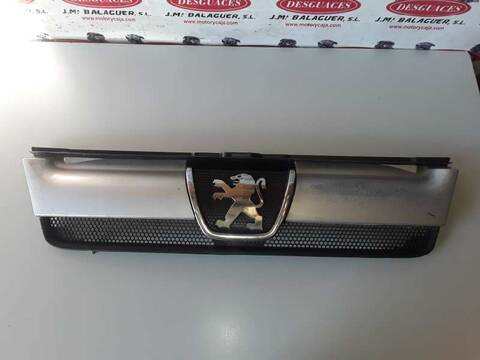 Rejilla Delantera Peugeot Boxer HDI 335) 101CV