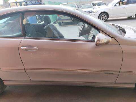 Puerta Delantera Derecha Mercedes Clase CLK 270 CDI COUPE C209) MOTOR OM612.962