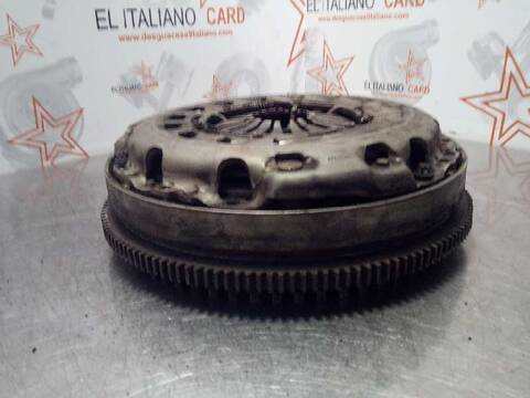 Foto 2ª: Volante Motor Mercedes Clase C 160 C 220 T CDI 203.206) 143CV 105KW FAMILIAR [OM611962] (2001)
