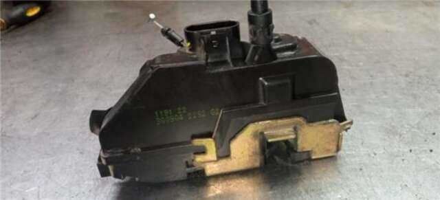 Foto 2ª: Cerradura Puerta Delantera Izquierda Renault Scenic 1.9 DCI (JM12. JM0G) (JM)(2003-_) [F9Q 812]