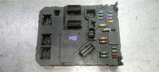Foto 2ª: Caja Reles Fusibles Citroen Xsara 1.6 HDI [9HX (DV6ATED4)]
