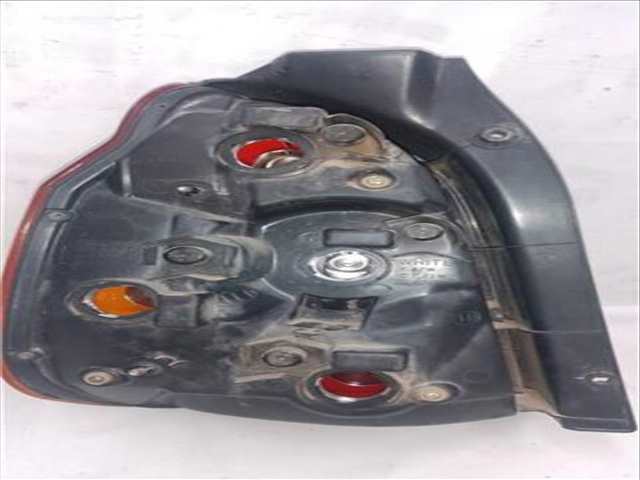 Foto 2ª: Piloto Trasero Derecho Hyundai Terracan 2.9 CRDI FULL [2 9 LTR. - 120 KW CRDI CAT] 163CV