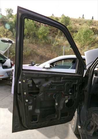 Foto 2ª: Puerta Delantera Izquierda Nissan Vanette 2.3 D CARGO,1995-2002 [LD23G] (2000)