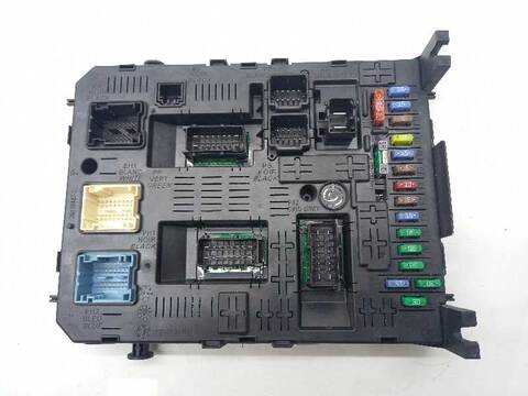 Caja Reles Fusibles Citroen C5 EXCLUSIVE BERLINA 204CV 150KW