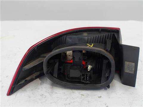 Foto 2ª: Piloto Trasero Derecho Renault Laguna 1.9 DCI BG0G) 120CV 88KW [D/ F9Q C7] (2003)