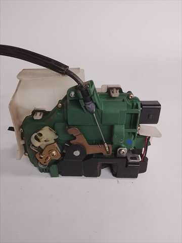Cerradura Puerta Trasera Derecha Volkswagen Passat 1.9 D