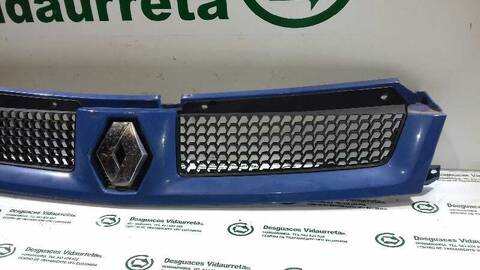 Foto 3ª: Rejilla Delantera Renault Master 2.5 DIESEL 115CV 84KW [G9U A7] (2005)