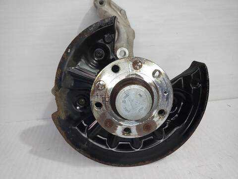 Foto 2ª: Mangueta Trasera Derecha Volkswagen Touran ADVANCE BMT 110CV [CRKB] (2015)