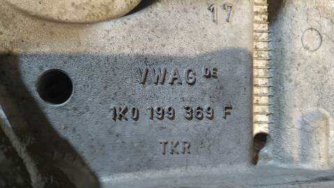 Foto 2ª: Puente Delantero Volkswagen Touran ADVANCE BLUEMOTION 105CV 77KW [CAY] (2011)