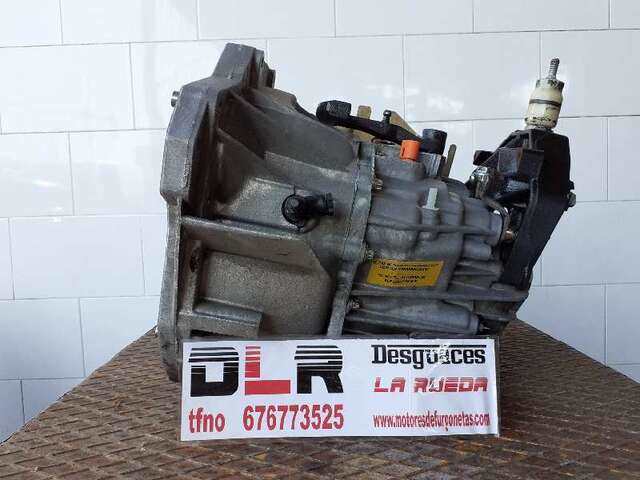 Foto 2ª: Caja Cambios Renault Master 2.5 DCI D 120CV (2006)