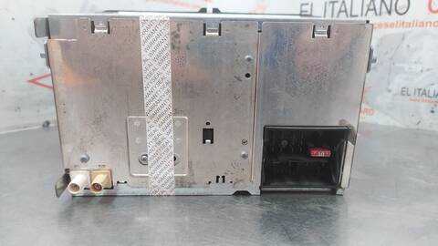 Foto 4ª: Sistema Audio Radio CD Volkswagen Touran 1.9 TDI 105CV 77KW [BKC] (2003)