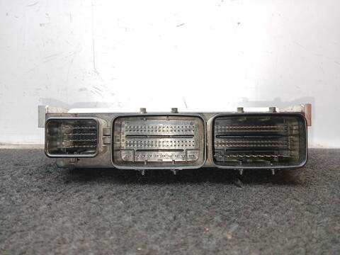 Foto 3ª: Centralita Motor ECU Dacia Duster 1.5 DCI 115 4X4 114CV 84KW [K9K 874] (2021)