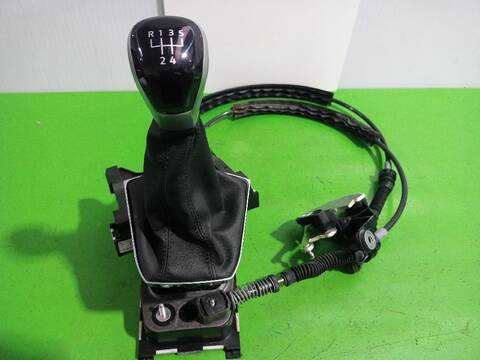 Palanca de Cambio Volkswagen T-Cross ADVANCE 95CV