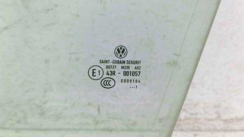 Foto 3ª: Luna Delantera Izquierda Volkswagen Golf 1.9 TDI 105CV 77KW [BLS] (2021)