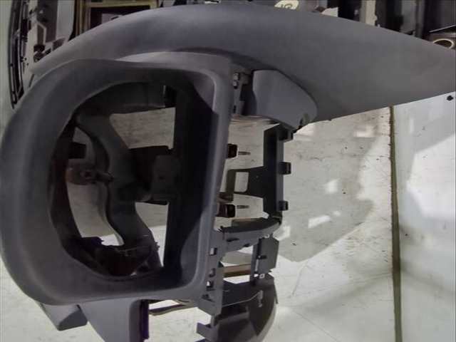 Foto 3ª: Salpicadero Peugeot 407 2.0 HDI 135 6DRHRH 6DRHRE 6DRHRG 6DRHRJ) 136CV 100KW [RHR (DW10BTED4)] (2005)