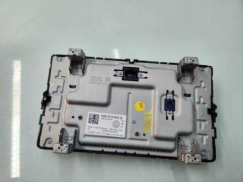 Foto 3ª: Pantalla Multifuncion Volkswagen T-Roc STYLE 149CV 110KW [DTTC] (2021)