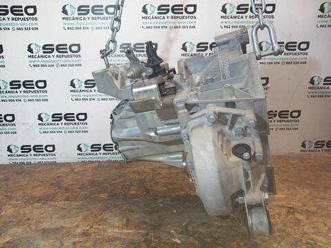 Foto 2ª: Caja Cambios Skoda Octavia VERSION INDEFINIDA (2013)