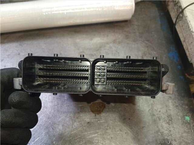 Foto 3ª: Centralita Motor ECU Land Rover Range 2.0 HSE [2.0 LTR. - 110 KW TD4 CAT]