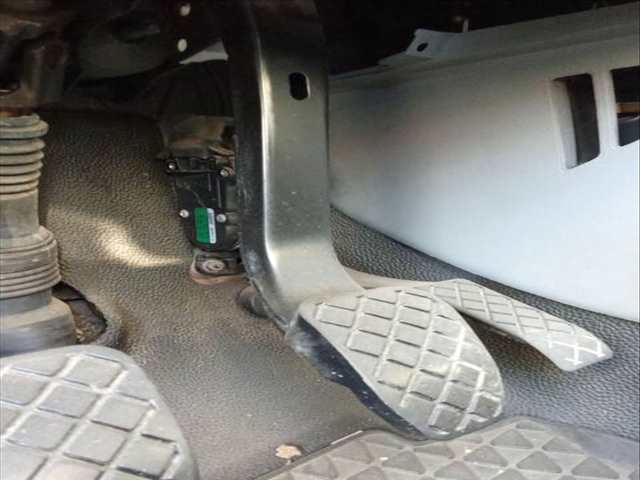 Pedal Freno Volkswagen Multivan 2.0 TDI 140CV 103KW