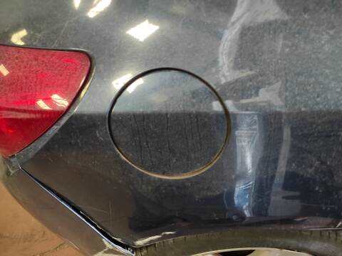 Foto 1ª: Tapa Exterior Combustible Opel Astra A17DTR BERLINA (2011)