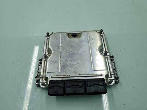 Centralita Motor ECU Renault Master L1H1 CAJA CERRADA 3.3 TO 114CV 84KW