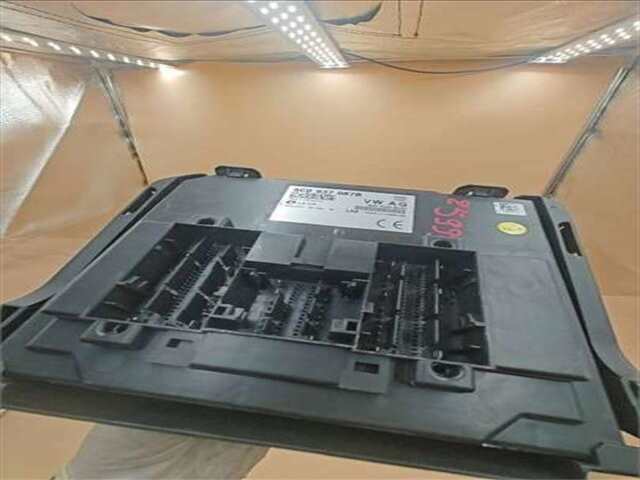 Centralita Motor ECU Volkswagen Polo 1.0 ADVANCE BMT [1.0 LTR. - 55 KW]