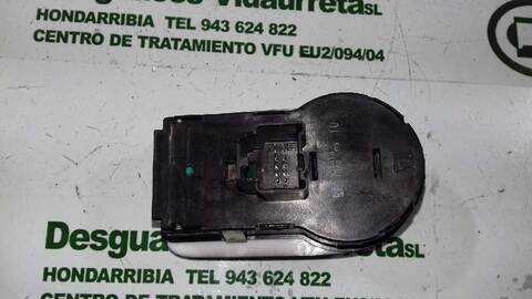 Foto 2ª: Mando Luces Opel Corsa 1.2 CAT A 12 XER - LDC) 86CV 63KW [A12XER] (2011)