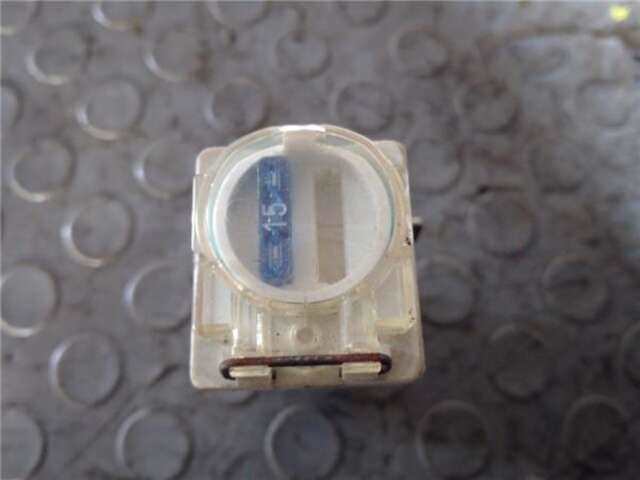 Foto 2ª: Caja Reles Fusibles Mercedes Clase C 160 2.8 280 (202.028) [2.8 LTR. - 142 KW 24V CAT] [M 104.941]