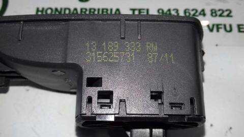 Foto 3ª: Botonera Elevalunas Opel Corsa 1.2 CAT A 12 XER - LDC) 86CV 63KW [A12XER] (2011)