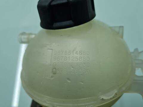 Foto 2ª: Deposito Expansion Opel Grandland DESIGN LINE 131CV 96KW (2022)