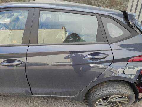 Foto 1ª: Puerta Trasera Izquierda Hyundai i20 G4LF (2024)