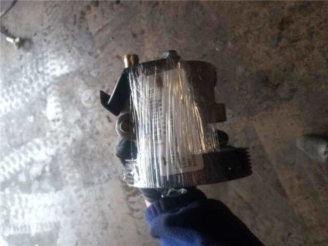 Bomba Servodireccion Volvo V40 1.9 DI