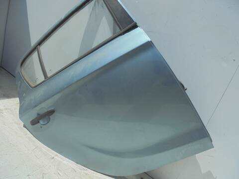 Foto 4ª: Puerta Trasera Derecha Hyundai i20 1.2 CAT 78CV 57KW [G4LA] (2011)