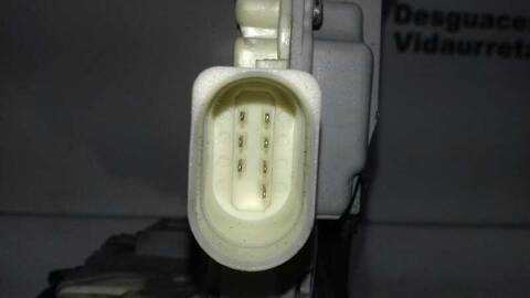 Foto 3ª: Cerradura Puerta Trasera Derecha Volkswagen Passat ADVANCE 140CV 103KW [BKP] (2007)