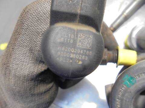 Foto 2ª: Inyectores Renault Scenic AUTHENTIQUE 106CV 78KW [K9K P7] (2006)