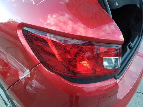 Foto 2ª: Piloto Trasero Izquierdo Renault Clio 90CV 66KW [K9K C612] (2014)