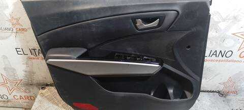 Foto 4ª: Tapizados Cartoneras Ssangyong Tivoli CRYSTAL 4X2 116CV 85KW [673910] (2015)