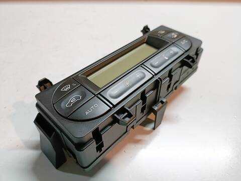 Foto 3ª: Mando Climatizador Citroen C3 1.6 16V SENSODRIVE 109CV (2003)