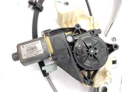 Foto 2ª: Elevalunas Eléctrico Delantero Izquierdo Citroen C4 1.2 VTI 82 82CV 60KW [HM01] (2015)