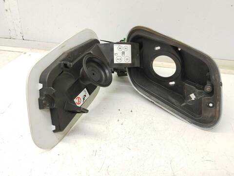 Foto 4ª: Tapa Exterior Combustible Renault Scenic BLACK EDITION 140CV 103KW IV [H5H B4] (2020)