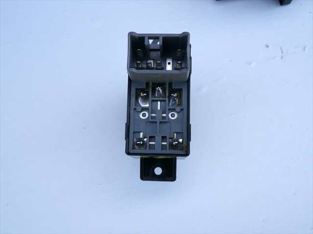 Foto 2ª: Botonera Elevalunas Ssangyong Rodius 2.7 D 2005-2013 [D27DT] (2013)