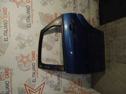 Foto 1ª: Puerta Trasera Izquierda Ford Focus TITANIUM BERLINA 109CV 80KW [G8DB] (2006)